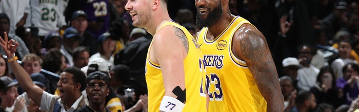 詹姆斯：卢卡不需要为我改变比赛方式 我们会围绕他调整|湖人|新奥尔良鹈鹕队|洛杉矶湖人队|卢卡-东契奇|卢卡·东契奇_新浪体育_新浪新闻